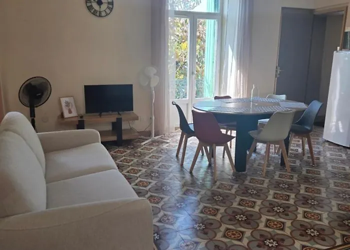 F3 Dans Maison De Maitre Portiragnes